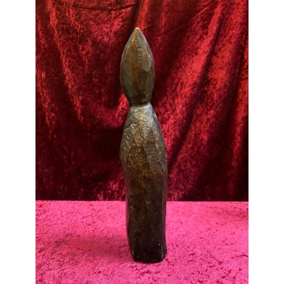 Vintage Oddities - Antique Hand Carved Wood Statue - Cloaked Druid With Shovel - Picture 5 of 10